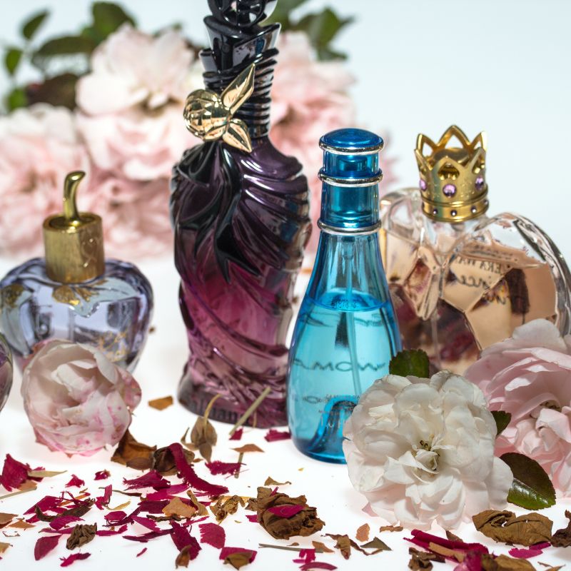 nuoc-hoa-co-han-su-dung-khong-cach-nhan-biet-va-bao-quan