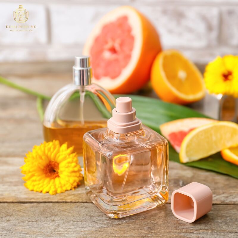Bí kíp cho việc dùng nước hoa vào những ngày nắng nóng