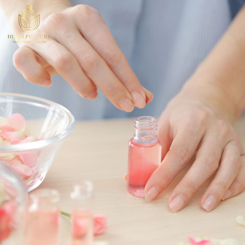 Nhóm hương Floral là gì? Đặc trưng, các chai nước hoa nhóm hương Floral